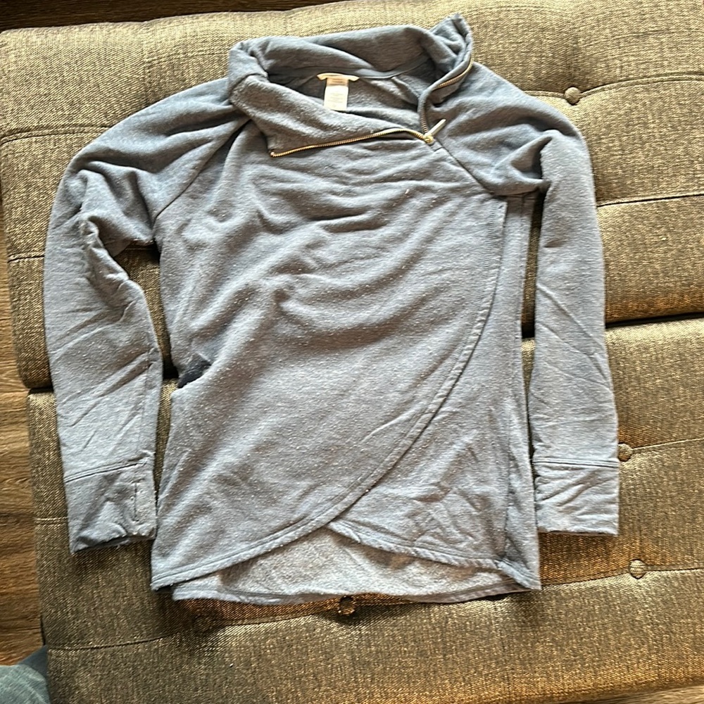 Jockey women’s sweatshirt. Color blue. Size medium